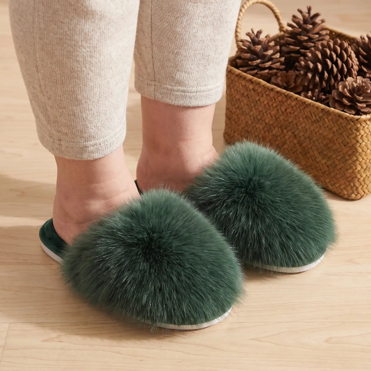 Cloud Fluff Forest Green lifestyle