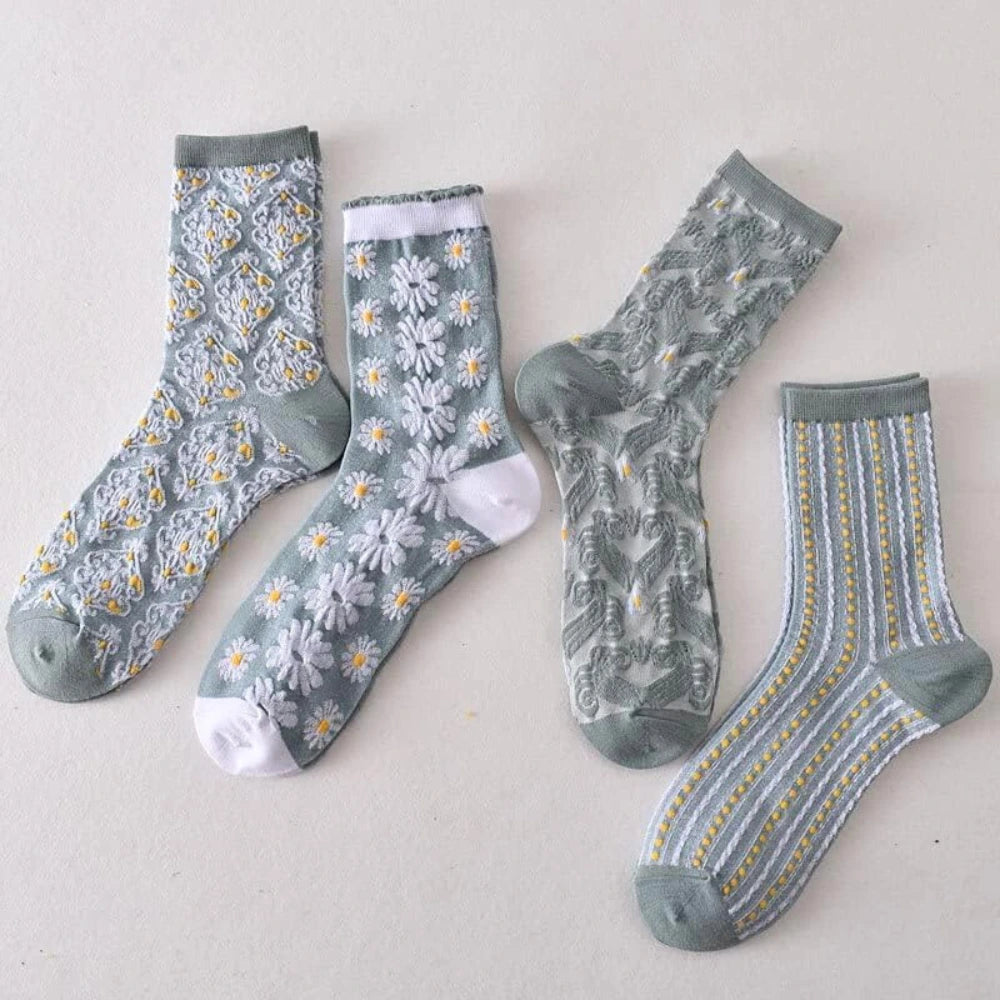 5 Pairs of Socks – Soft Blue Floral Comfort