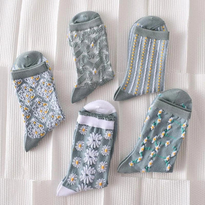 5 Pairs of Socks – Soft Blue Floral Comfort
