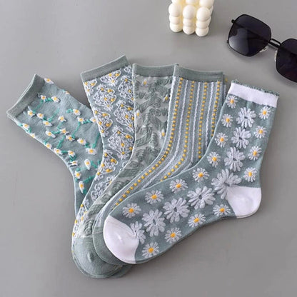 5 Pairs of Socks – Soft Blue Floral Comfort