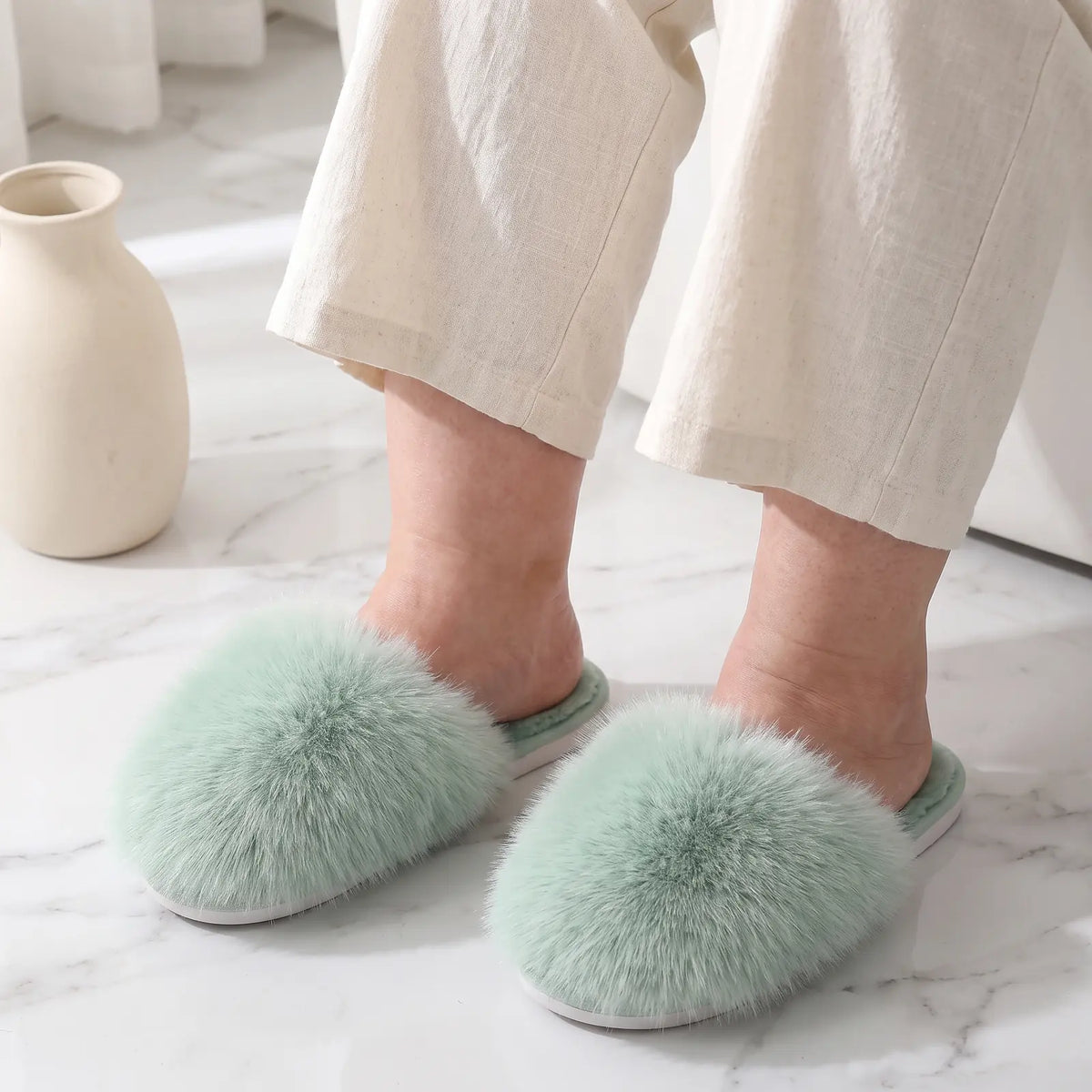 Cloud Fluff Mint lifestyle