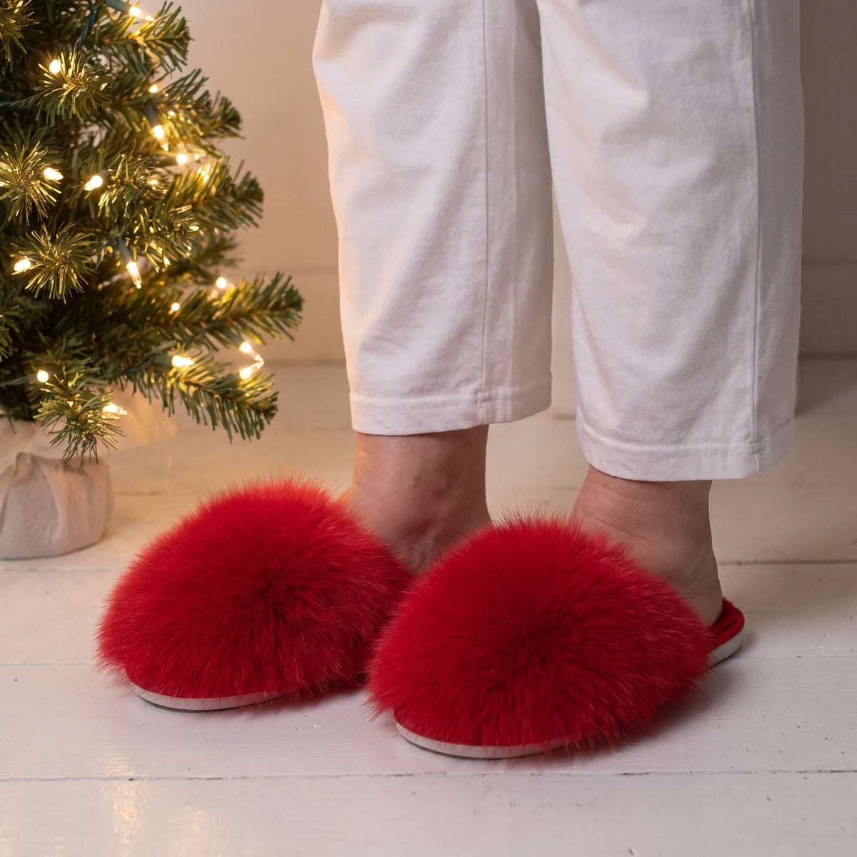 Cloud Fluff Red lifestyle