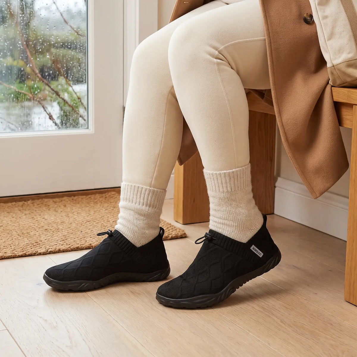 Cloud Walk Classic Full Black lifestyle