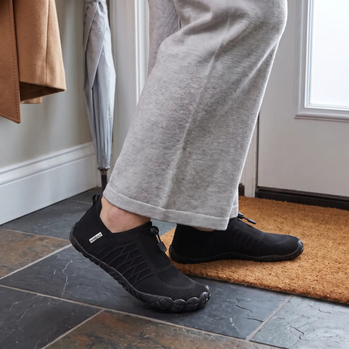 Cloud Walk Vela Black lifestyle