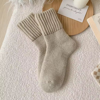 5 Pairs of Socks – Cozy Warmth for Autumn & Winter Comfort